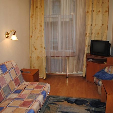 Anyuta Apartments Saint Petersburg Exterior photo